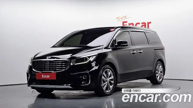Kia Carnival — экстерьер