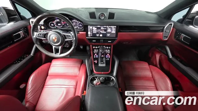 Porsche Cayenne — интерьер