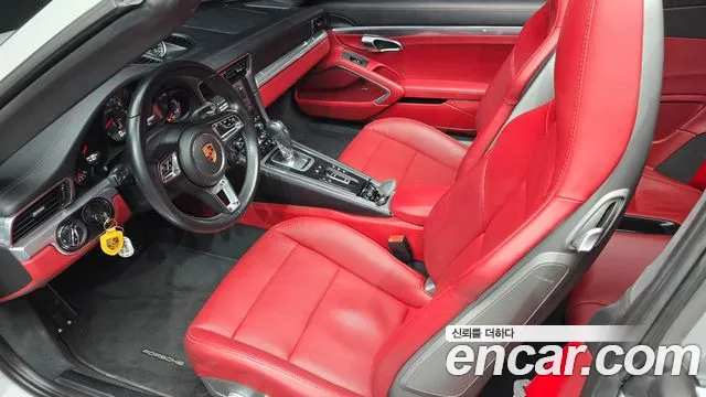 Porsche 911 — интерьер
