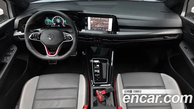 Volkswagen Golf — интерьер