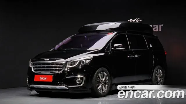 Kia Carnival — экстерьер