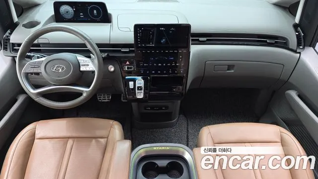 Hyundai Staria — интерьер