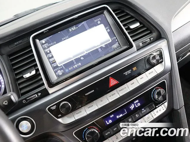 Hyundai Sonata — интерьер
