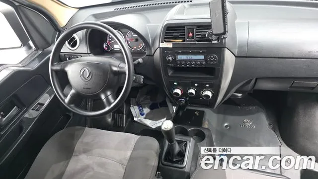 DFSK C35 — интерьер