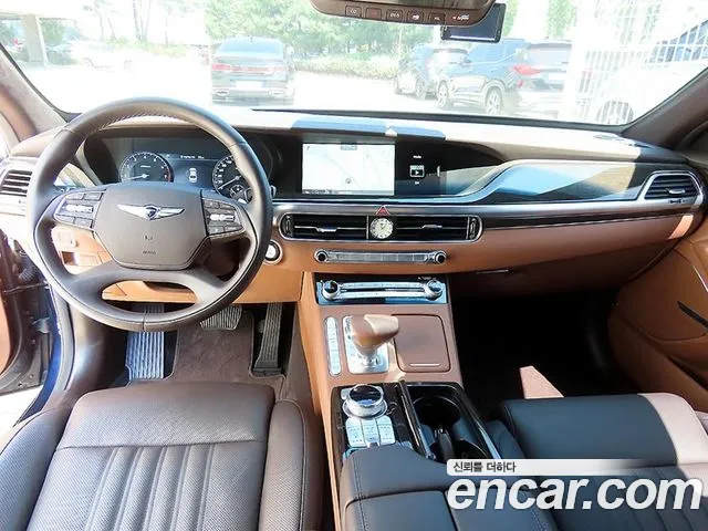 Genesis G90 — интерьер