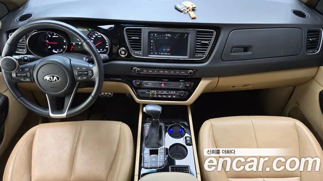 Kia Carnival — интерьер