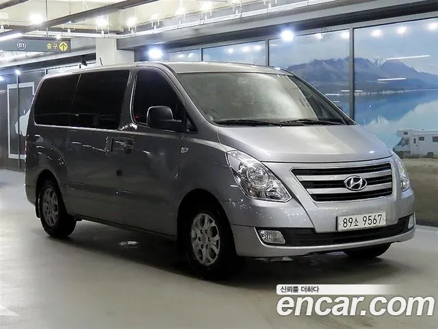 Hyundai Starex