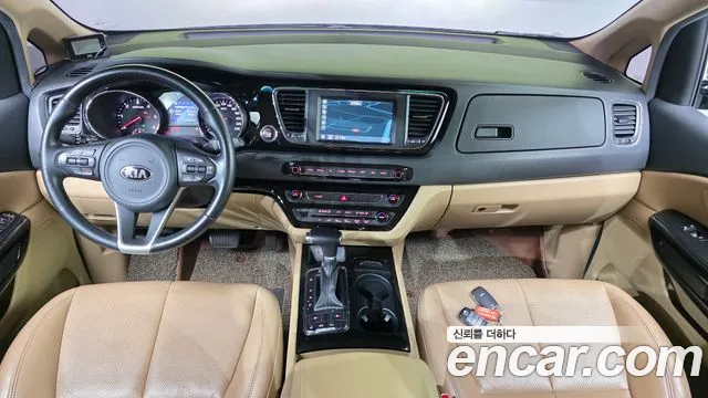 Kia Carnival — интерьер