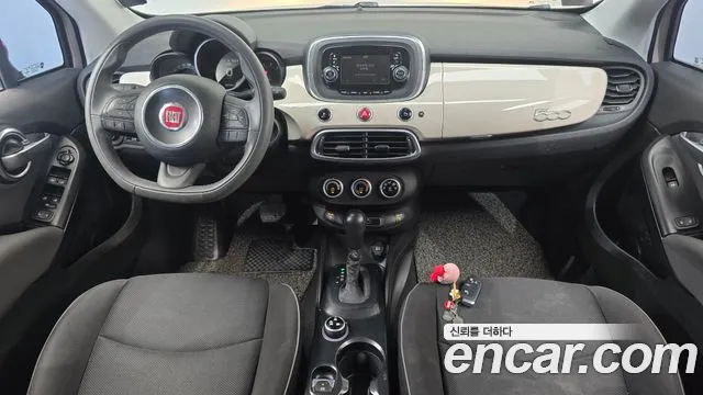 Fiat 500X — интерьер