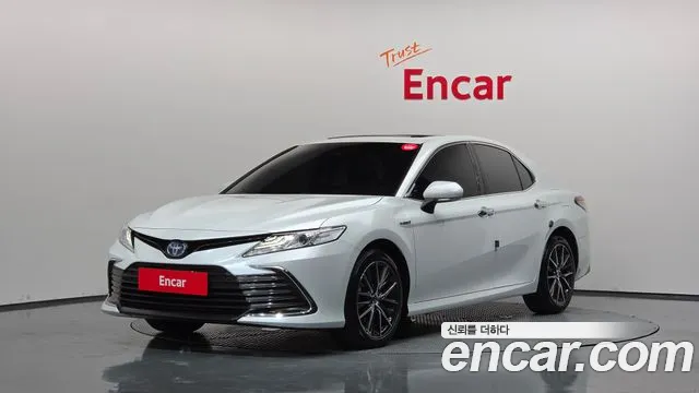 Toyota Camry — экстерьер