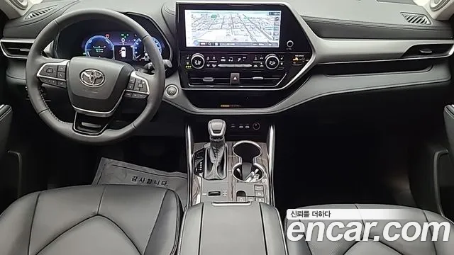 Toyota Highlander — интерьер