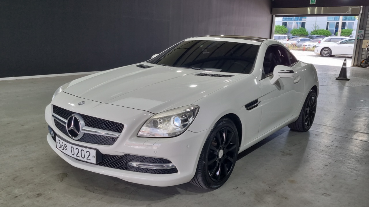 Mercedes-Benz SLK-Class
