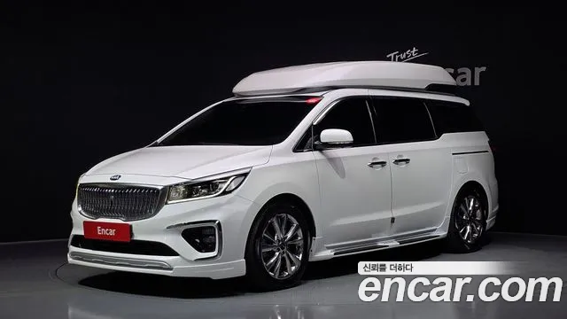 Kia Carnival — экстерьер