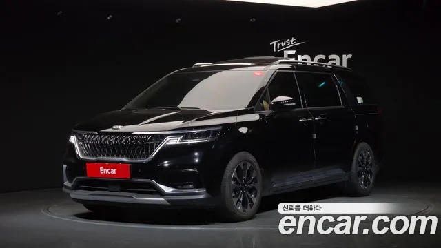 Kia Carnival — экстерьер