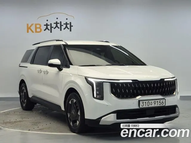 Kia Carnival — экстерьер