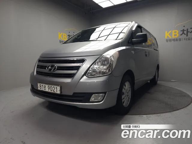 Hyundai Starex