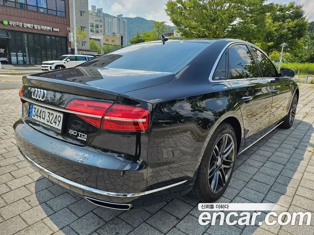 Audi A8 — интерьер