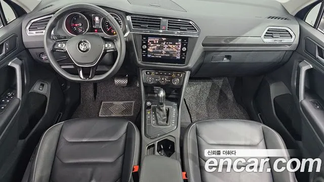 Volkswagen Tiguan — интерьер