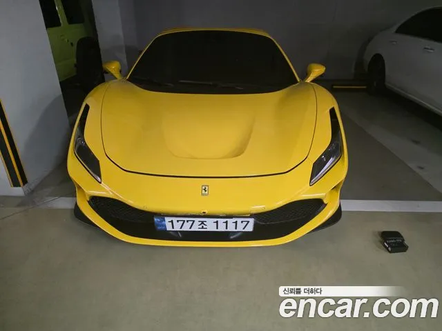 Ferrari F8