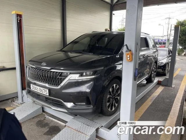 Kia Carnival — экстерьер