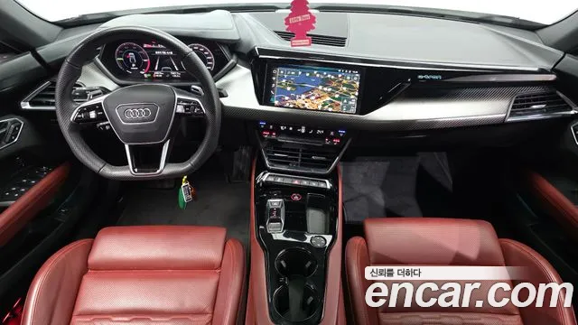 Audi e-tron GT — интерьер