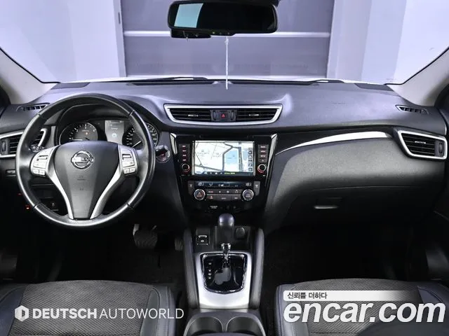 Nissan Qashqai — интерьер