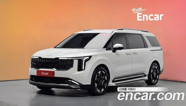 Kia Carnival — экстерьер