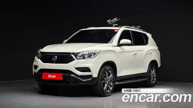 KG Mobility Rexton — экстерьер