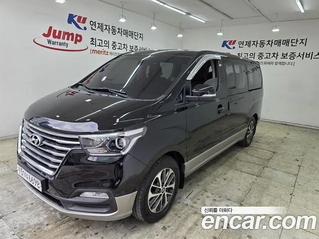 Hyundai Starex