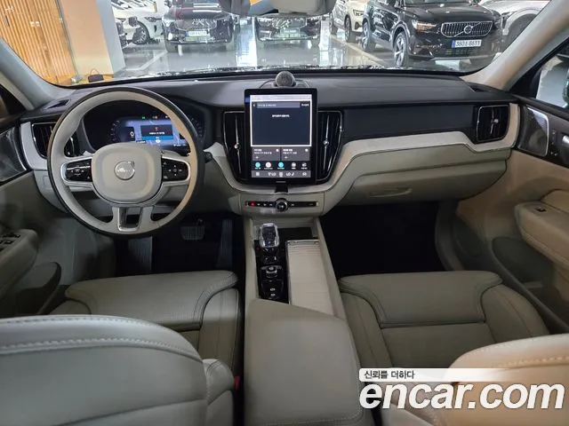 Volvo XC60 — интерьер