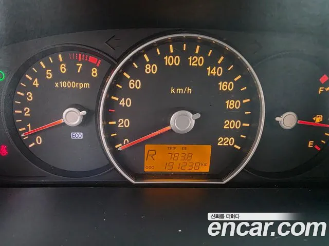 Kia Carens — интерьер