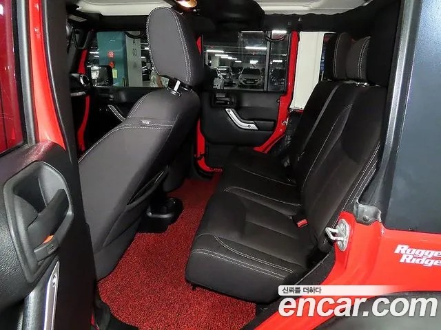 Jeep Wrangler — интерьер