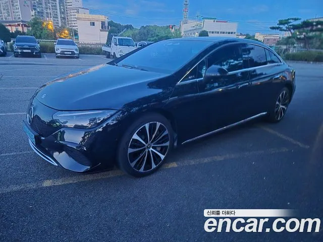 Mercedes-Benz EQE — экстерьер