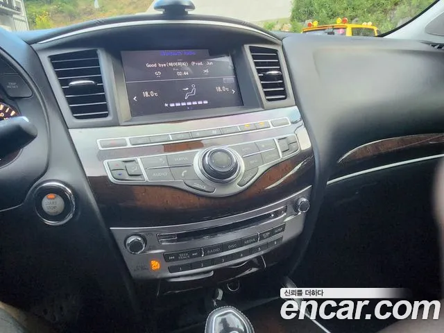 Infiniti QX60 — интерьер