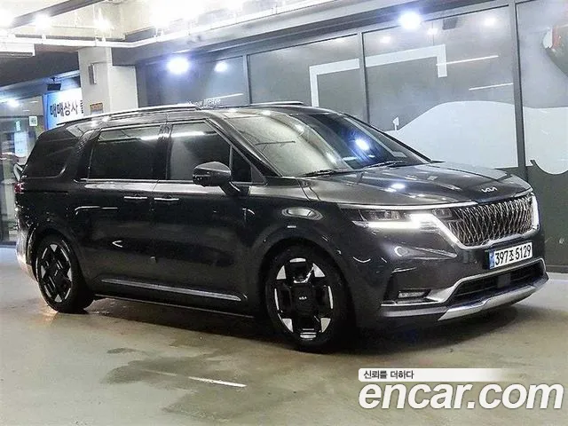 Kia Carnival — экстерьер