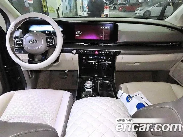 Kia Carnival — интерьер