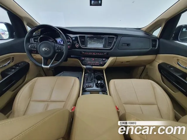 Kia Carnival — интерьер