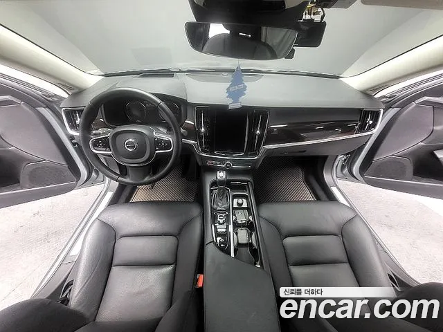 Volvo S90 — интерьер