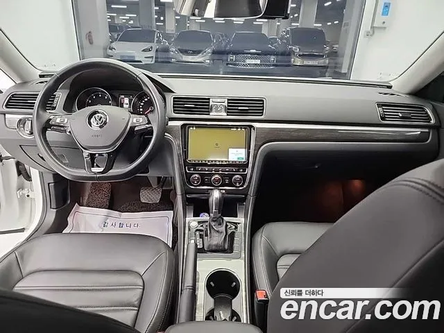Volkswagen Passat — интерьер
