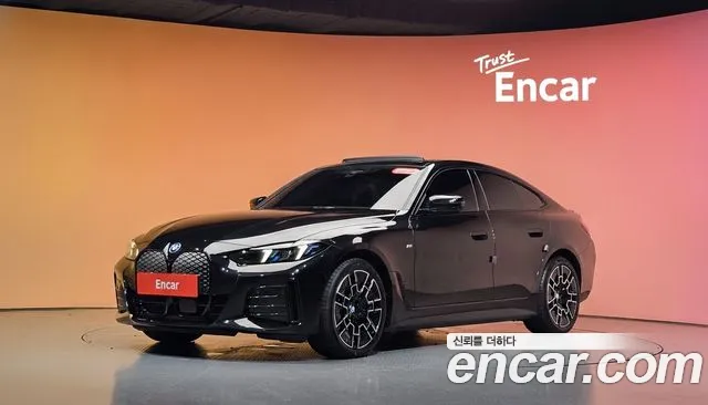 BMW i4