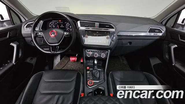 Volkswagen Tiguan — интерьер