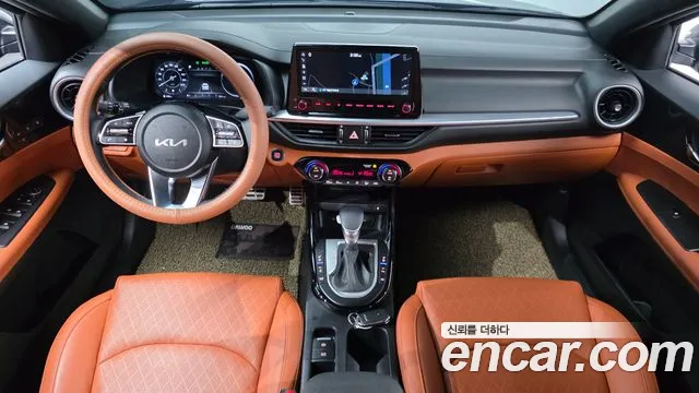 Kia K3 — интерьер