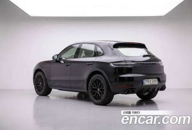 Porsche Macan — интерьер