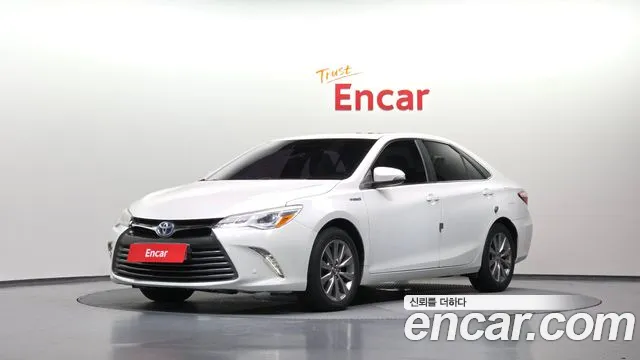Toyota Camry — экстерьер