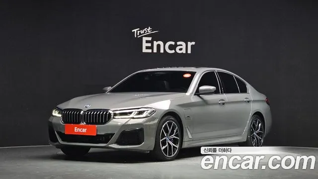 BMW 5 серия — экстерьер