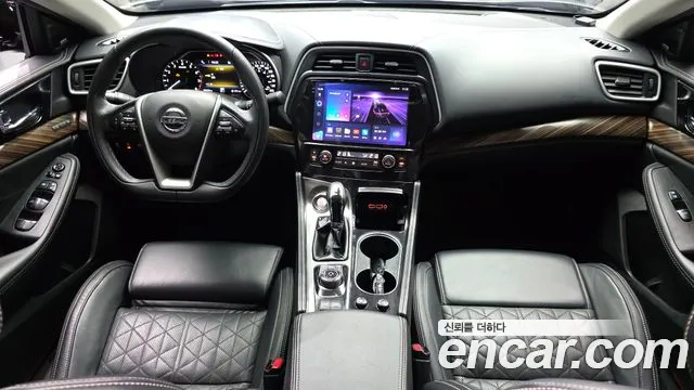 Nissan Maxima — интерьер