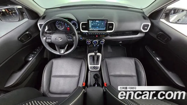 Hyundai Venue — интерьер