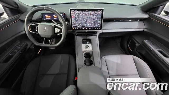 Polestar 4 — интерьер