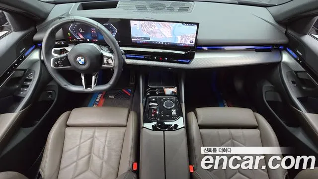 BMW 5 серия — интерьер