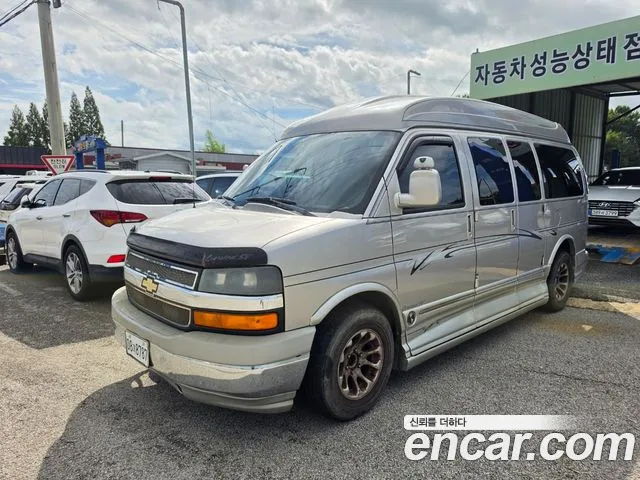 Chevrolet Express Van — экстерьер